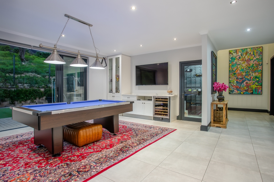 4 Bedroom Property for Sale in Franschhoek Western Cape
